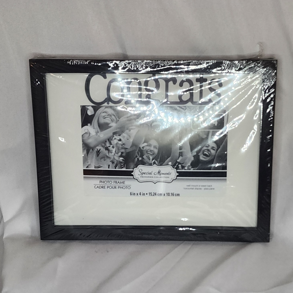 Special Moments, Congrats Black Photo Frame 6x4 - Picture 3 of 7